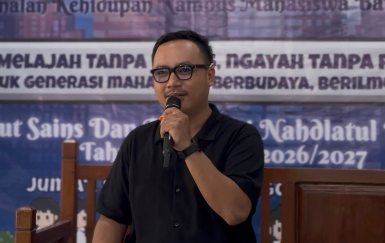 Wah Arya Ajak Mahasiswa ISTNUBA Kenali Potensi Diri dan Bijak Gunakan AI