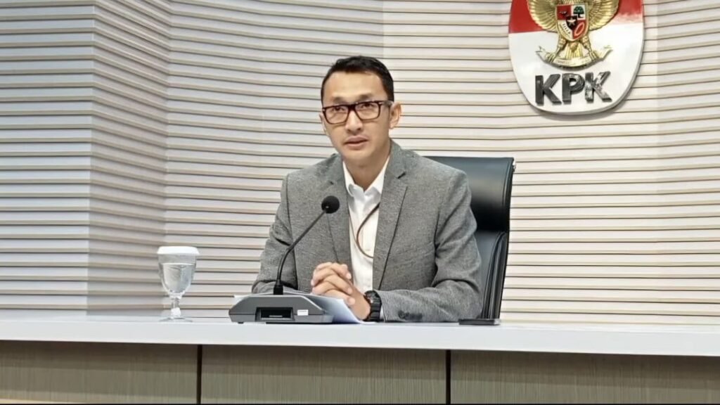 KPK Amankan 20 Orang dalam OTT di Klaten dan Jakarta, Bupati Ikut Diciduk